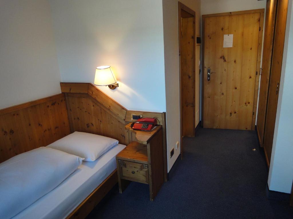 Hotel Zum Wolf Castelrotto Pokoj fotografie